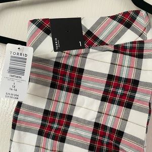 TORRID NWT SZ 1 White Plaid Leggings